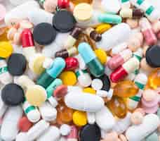 Foto gratuita imballaggi di pillole e capsule di medicinali