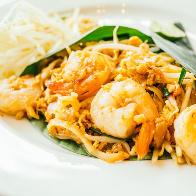 Pad thai noodles