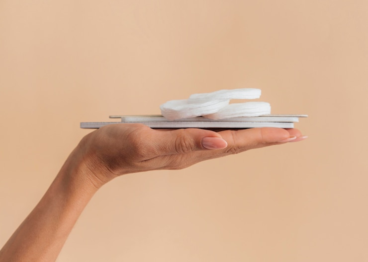 Free Photo pads for healthy beautiful manicure