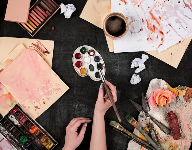 Page 2  Paint Mixing Palette Images - Free Download on Freepik