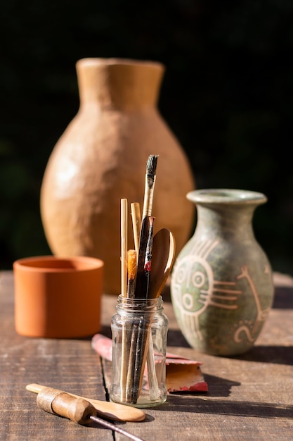 Painting tools for pottery