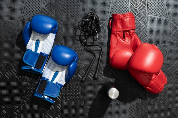 Free photo pair of gloves for boxing sport