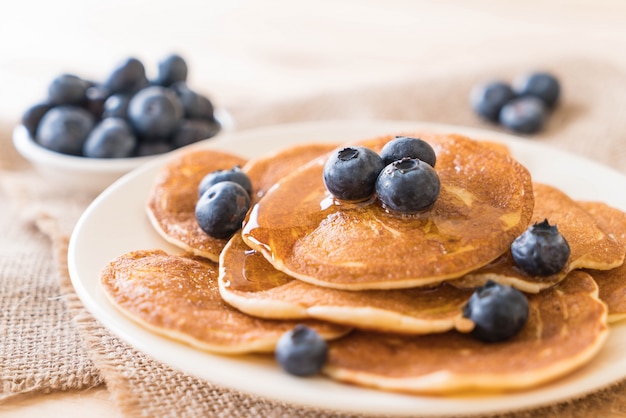 pancakes with blueberry