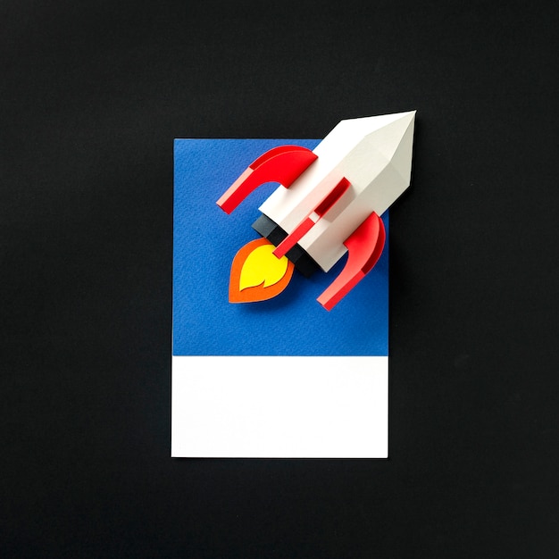 Бесплатное фото Бумага крафт арт ракетного корабля