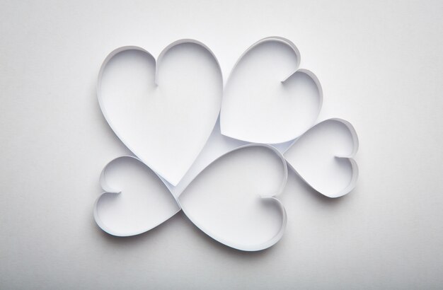 Бумага символ формы сердца на день Святого Валентина с копией пространства Fo
