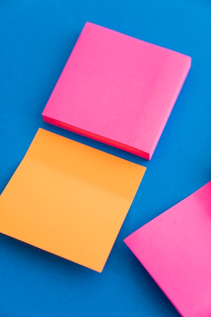 paper notes in two colors