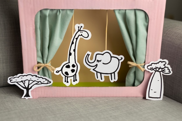 Paper style puppet show composition