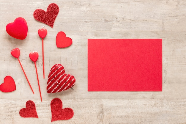 Free photo paper for valentines day with hearts