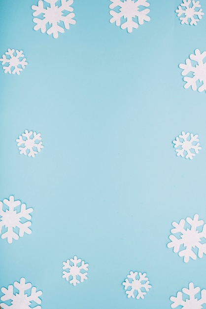 Free photo paper white snowflakes