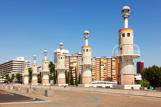 Free photo parc de espanya industrial in summer day