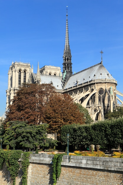 Париж Нотр-Дам церковь