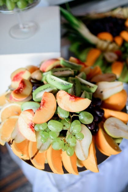 Free photo party banquet fruit dessert orange