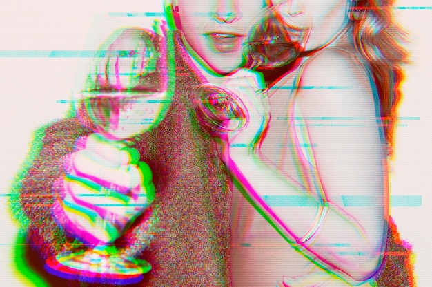 Free photo partying couple with glitch overlay in 3d tone