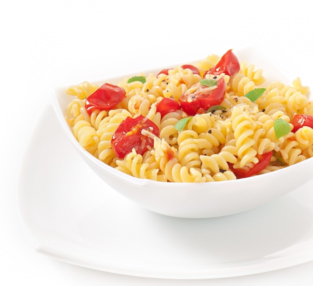 pasta with tomato, basil and grated cheese