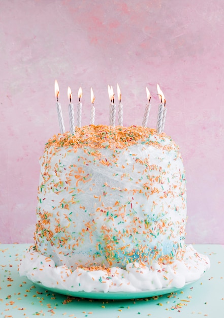 Free photo pastel color birthday cake