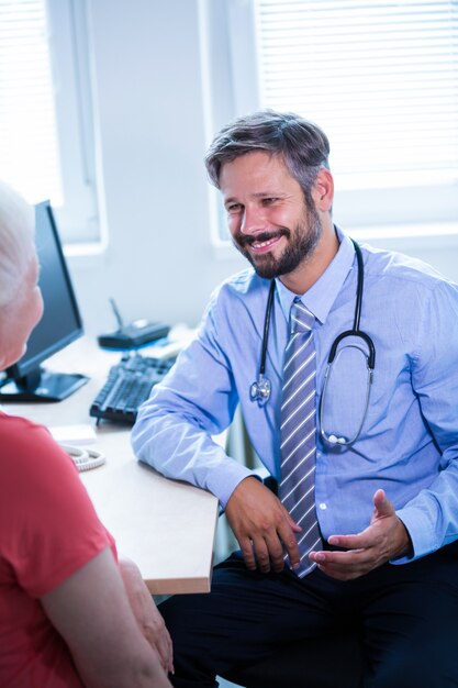 Patient consulting a doctor