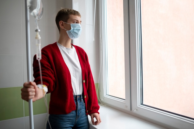 Free photo patient getting chemotherapy treatment