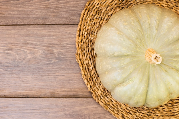 Pattypan squash on table 