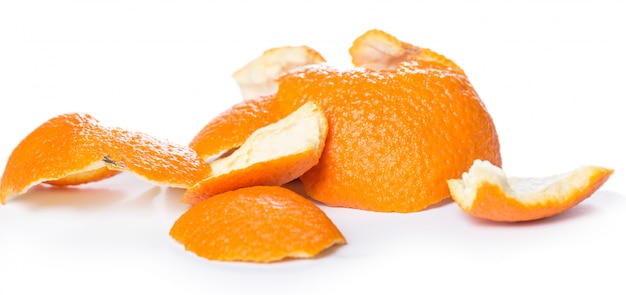 Peeled orange and its skin