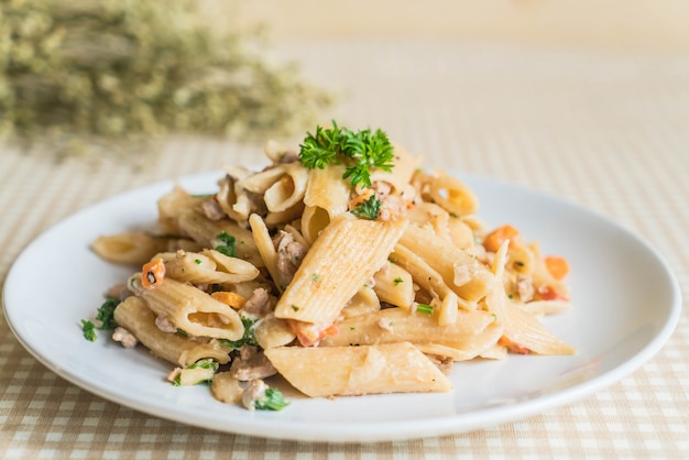 penne pasta cream cheese