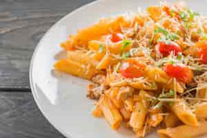 Foto gratuita penne di penne