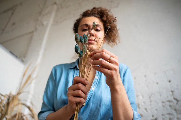 People building their own dried arrangement