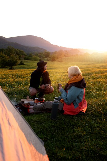 People drinking coffee together full shot