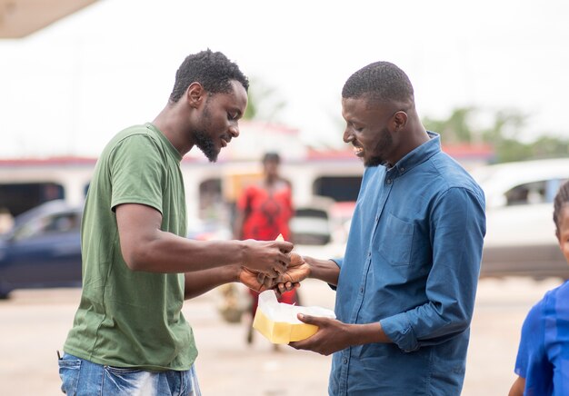 People getting street food