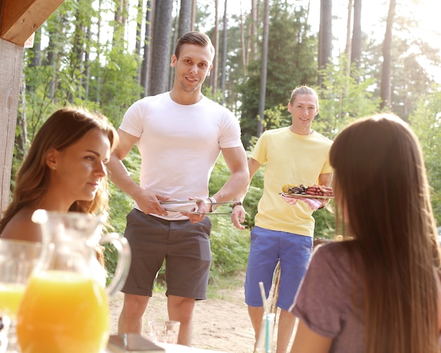 People on the picnic