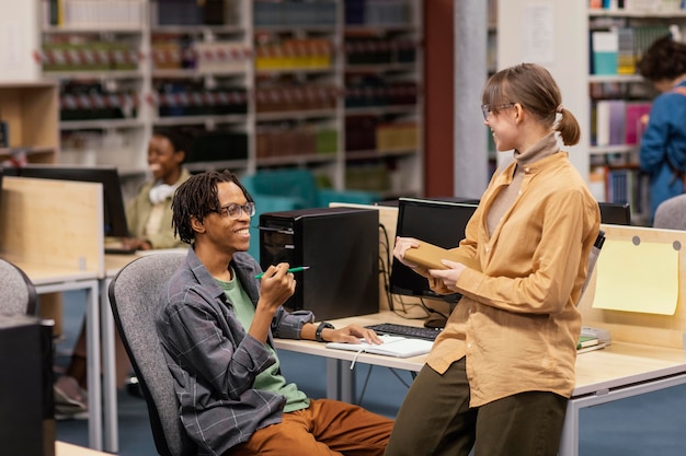 People studying peacefully in the library