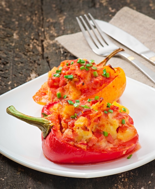 Free photo peppers stuffed with potatoes and chorizo