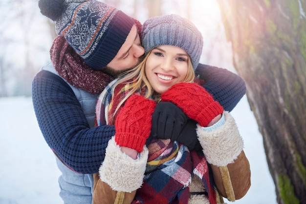 Foto gratuita tempo perfetto per avere un bacio