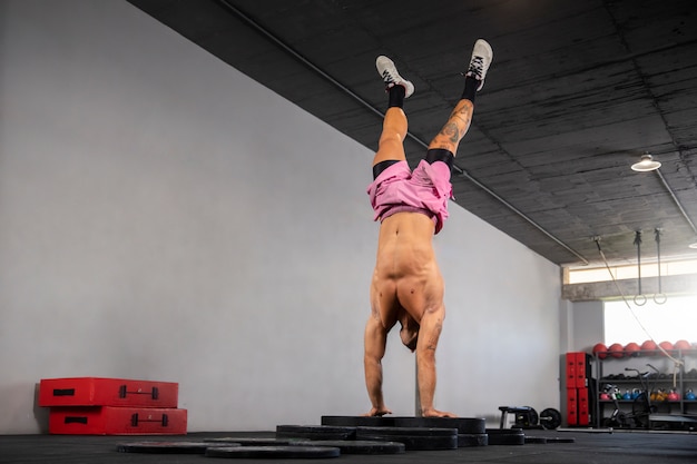 Person doing crossfit training