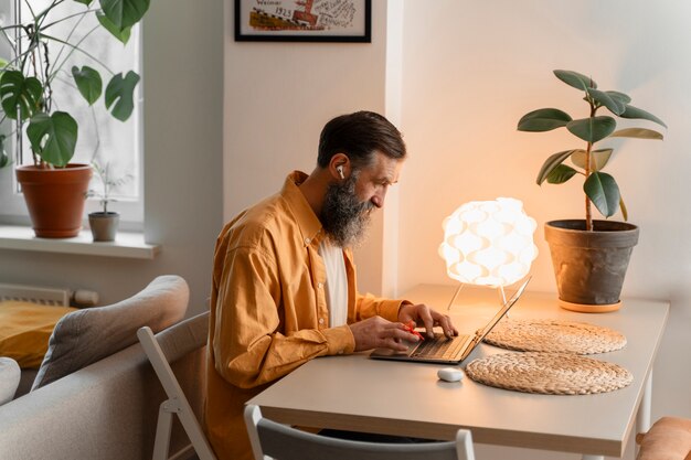 Person doing day-to- day activity while waring string on finger to remember something important