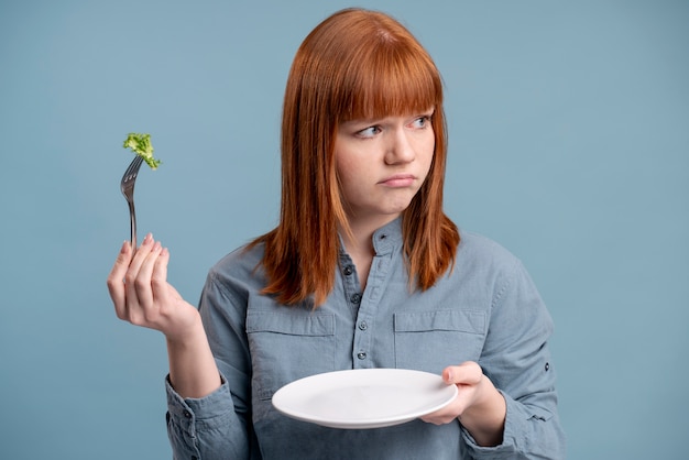 Person with eating disorder trying to eat healthy