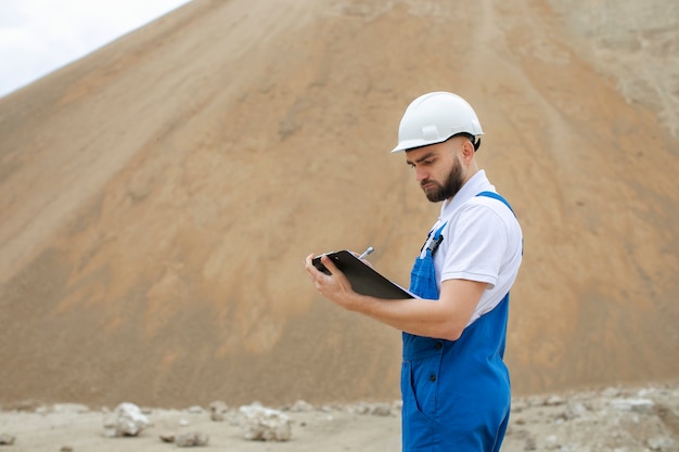 Free photo person working in building and construction