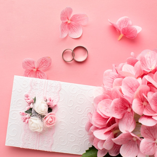 Free photo petals and luxury wedding stationery