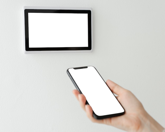 Free photo phone blank screen with blank smart home automation panel monitor