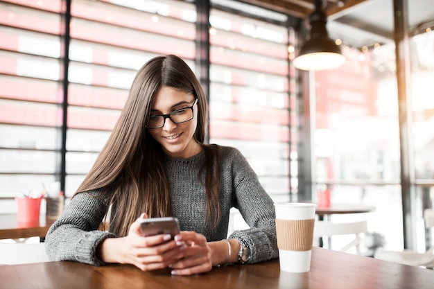 phone mobile using coffee female