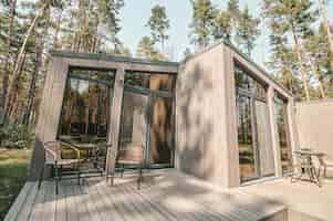 Free photo picture of a wooden building in the forest