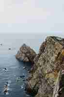 Free photo picturesque seascape of atlantic ocean coast near cabo de penas in asturias, spain