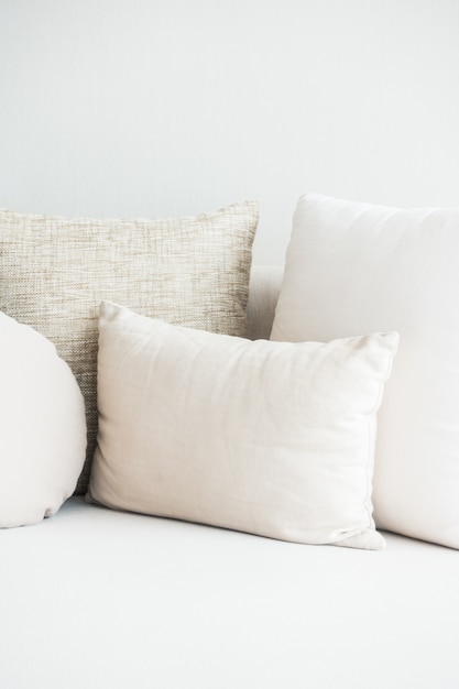 Free photo pillow on sofa