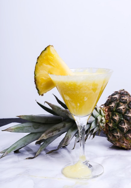 Free photo pineapple juice