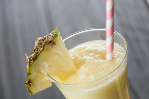 pineapple smoothie