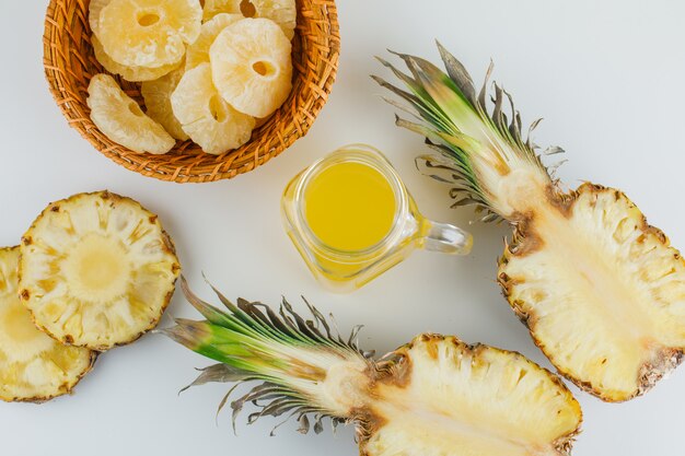 Pineapples with juice and candied rings