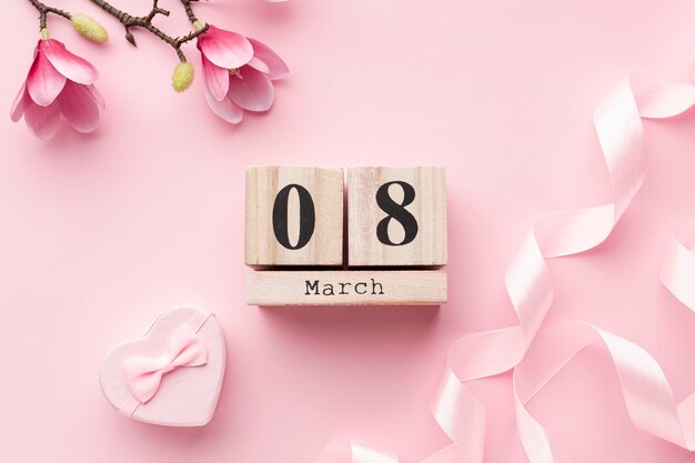 3 월 8 일 글자가 새겨진 핑크색 여성 요소