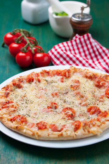 Pizza with tomatoes