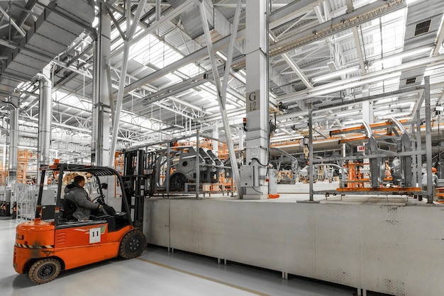 Завод по производству автомобилей современного автомобилестроения завод электромобилей конвейер