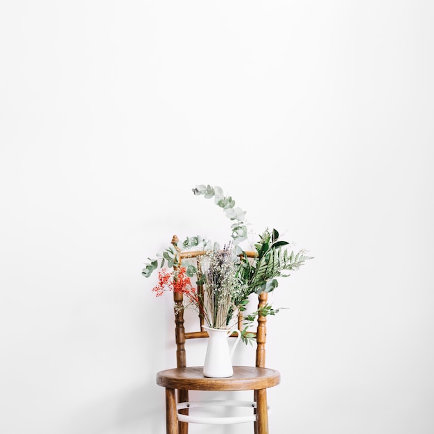 Free photo plants on chair