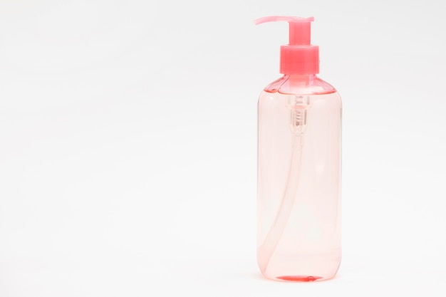 Пластиковая бутылка жидкого мыла с копией пространства